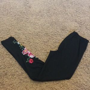 Agnes & Dora embroidered Leggings